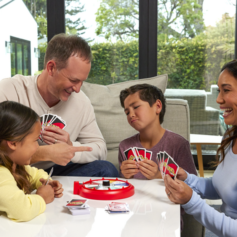 UNO Spin Card Game